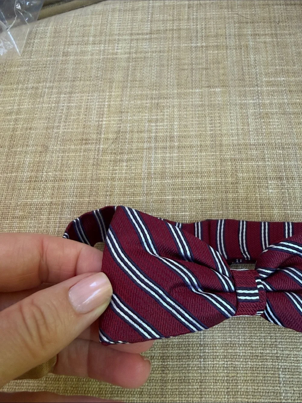BROOKS BROTHER BOYS SILK BOW TIE